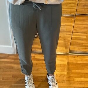 Lululemon softstreme tapered full length pants